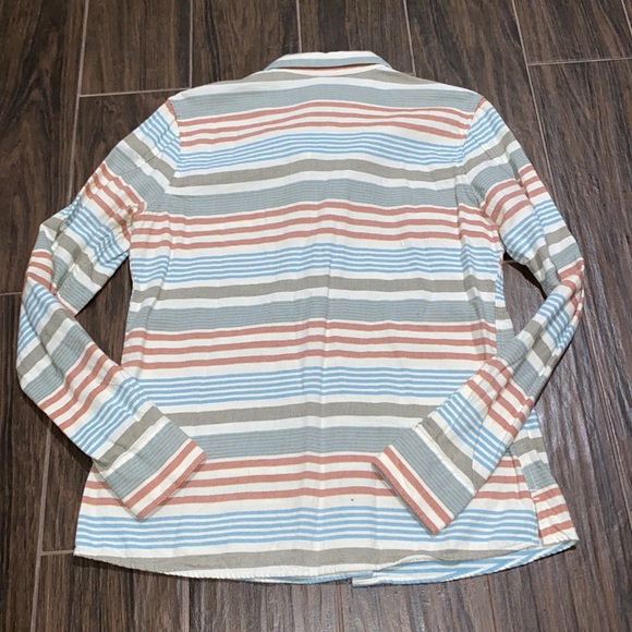 Patagonia striped button up blouse - Picture 5 of 7